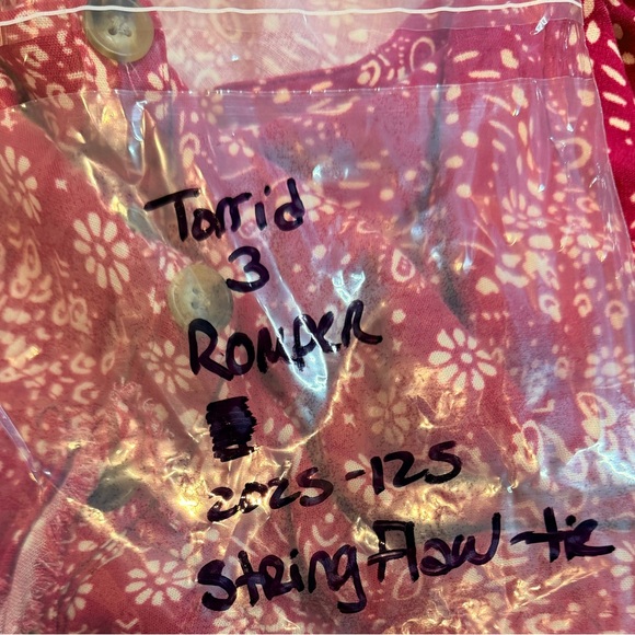 Torrid Size 3X Red Floral Boho Button Front Romper Drawstring Waist Soft Stretch - Picture 12 of 12